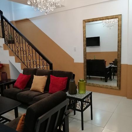 Jil'S Apartelle Tagaytay City Buitenkant foto